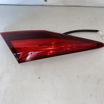 Luz trasera interior izquierda LED HONDA CIVIC SEDÁN 2016-2017-2018-2019-2020 (A1) Foto 1 de 4