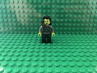 LEGO Marvel Super Heroes sh0388 76081 GOTG Vol 2 Gamora Minifigure - Image 1 of 4