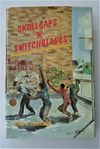 Skullcaps 'N' Switchblades Davis B. Lazerson 1987 Special education Buffalo NY - Imagen 1 de 8