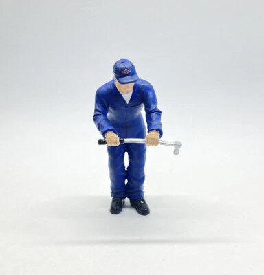 GMP Diorama 1/18 Figure Garage Mechanics Set Drive Train Ben Working On Cars 4" - Image 1 of 4