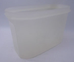 Contenedor vintage Tupperware ovalado 1612-24 de 1,1 litros sin tapa - Imagen 1 de 6