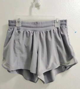 LULULEMON 8 TALL HOTTY HOT SHORT II FAINT LAVENDER SWIFT - Picture 1 of 4