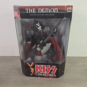 2002 McFarlane Toys Kiss Creatures The Demon 12'' Action Figure - Box Damage - Picture 1 of 11