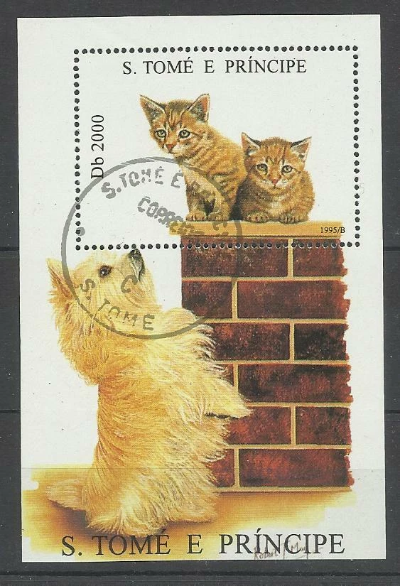 chat cat katze gato  Bloc Feuillet oblitéré 75 San Tomé chien dog hund perro - Photo 1/1