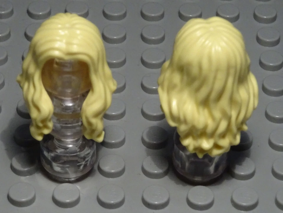 Lego Figur Zubehör Haar Blond für Frau - Bild 1 von 1
