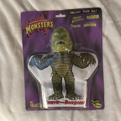 Funko Criatura de la Laguna Negra Marioneta de Mano Cardada Universal Studios Foto 1 de 2
