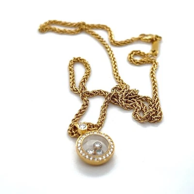 Collar Chopard oro amarillo de 18 quilates y diamantes Happy Diamond Icon Foto 1 de 4