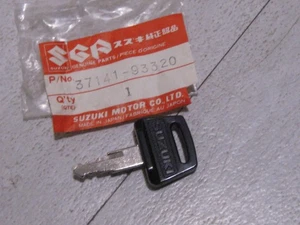 SUZUKI MARINE/OUTBOARD IGNITON KEY #8513 NOS! - Picture 1 of 1