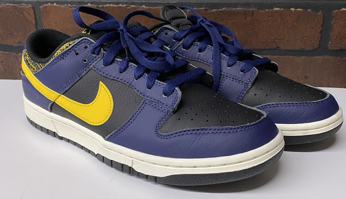 Nike Dunk Low Vintage Michigan for Sale - Authenticity Nike Dunk Low Vintage Michigan for Sale - Authenticity