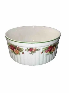 Royal Albert OLD COUNTRY ROSES (Green Trim) Soufflé Dish 8 3/4 inches - Picture 1 of 6