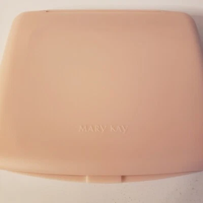 Original Mary Kay "Face Case" Travel Mirror/MakeUp Vanity in Pink *NEW* - Image 1 of 3