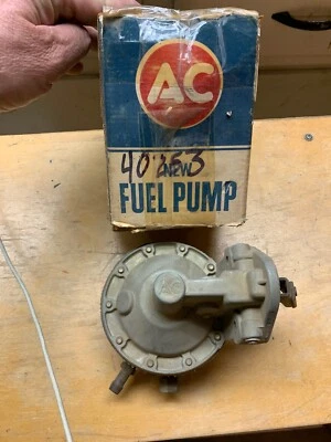 Must See Pics NOS AC 40253 топливный насос Chevrolet грузовик 1963 1964 1965 6 цилиндров - Изображение 1 из 4