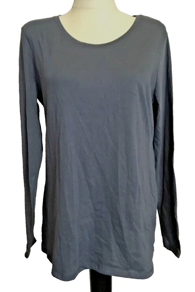 No Boundaries Women's Long Sleeves Tee Size XL Light and Dark Gray