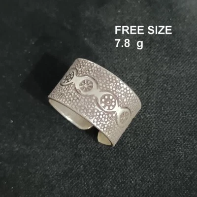 FINE SOLID SILVER RING FIXED SIZE VINTAGE 7g DARK MULTI DOTS BAND #RR075 - Image 1 of 4