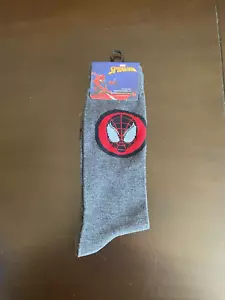 NEW MARVEL Gray SPIDER-MAN Crew Socks Unisex Adult Size 6-12 - Picture 1 of 5