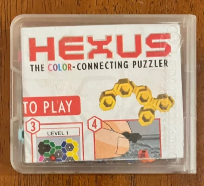 HEXUS-THE COLOR CONNECTION PUZZLE * 44 CHALLENGING PUZZLES * BRAINWRIGHT * 2014 - Image 1 of 4