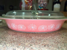 Vintage PYREX Pink Daisy Divided 1 1/2 qt. Oval Casserole Dish with Lid
