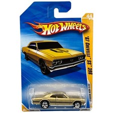 Hot Wheels 2010 New Models '67 CHEVELLE SS 396 Gold 44/44 5SP's Muscle