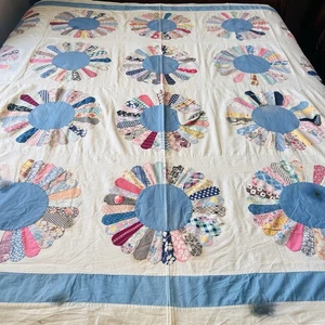 Vintage 1930s–40s Dresden Plate Quilt Top | Hand Pieced Feed Sack Fabrics . - Picture 1 of 15