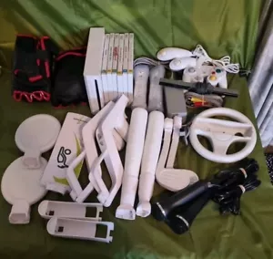 Nintendo Wii Bundle 6 Games Microphones And Accessories - Picture 1 of 8