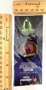 240482 Home READY PLAYER ONE PARZIVAL ART3MIS Insignia Pin CinemarXD Promo NUEVO - Imagen 1 de 1