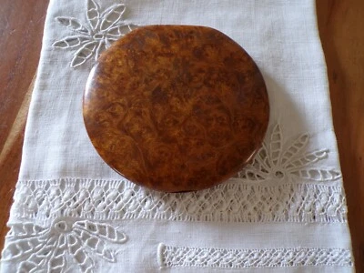 Ancien Poudrier en bois - Photo 1/4