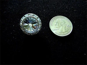 6 FACETTED GEM CENTER RHINESTONE SILVER TONE BUTTONS 13/16″ IN SIZE - Picture 1 of 1