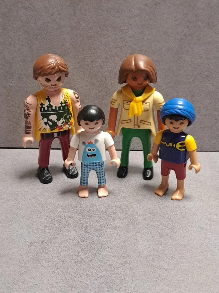 Playmobil Figures | Family Lot 9 - Image 1 of 1