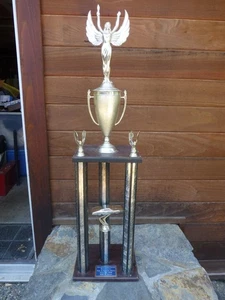 Trofeo de exhibición de autos antiguos grandes vintage de los años 90. 39" de alto - Imagen 1 de 10