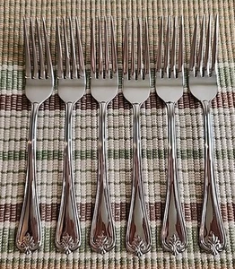 6 Lenox BUTLERS GOURMET 18/8 Dinner Forks Stainless Flatware 8 1/4" - Picture 1 of 9