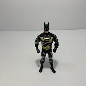 Vintage 1990 Batman Returns Air Attack 4.5” Kenner Action Figure Camo DC Comics - Picture 1 of 6