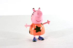 Peppa Pig Muddy Puddles Mummy Pig Figure 2.75" Inch Toy Jazwares - Picture 1 of 12