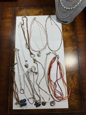 LOT of 11 American Eagle 🦅 Outfitters Necklaces Hearts Beads Pearls New - Image 1 of 4