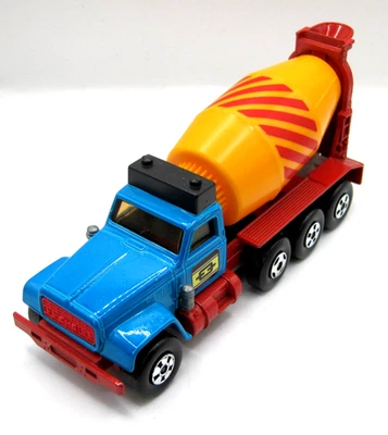 *MATCHBOX LESNEY Super Kings GMC* K-6 - CEMENT MIXER - VINTAGE 70's - TRUCK - Immagine 1 di 4