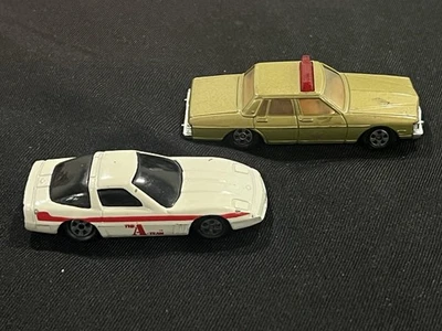Ertl Diecast Lote A-Team Corvette & Smokey and the Bandit Sheriff Car Foto 1 de 4