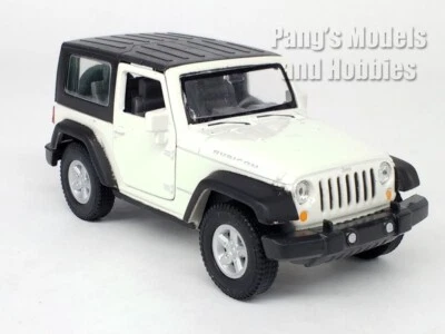 4.25 Inch Jeep Wrangler Rubicon Hard Top 1/32 Scale Diecast Model - White - Image 1 of 4