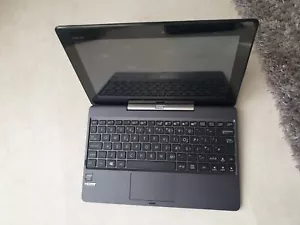 Asus transformer 2 in 1, as new conditions,win 10,quad core cpu - Picture 1 of 8