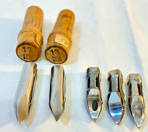 5 Vintage Boye Long Bullet Shuttle Bobbin Case w/ Bobbins For Vtg Sewing Machine - Picture 1 of 5