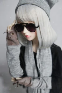 Peluca de muñeca Bjd 1/4 7-8" cabello realista gris plateado lindo corto Hual-S0 - Imagen 1 de 6