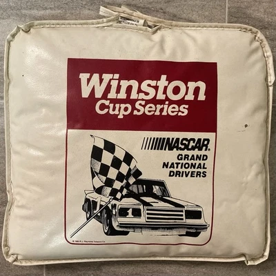 "ALMOHADA COJÍN ASIENTO DAYTONA COPA WINSTON DE COLECCIÓN AÑOS 80 ROJO BLANCO USADO 14""" Foto 1 de 4
