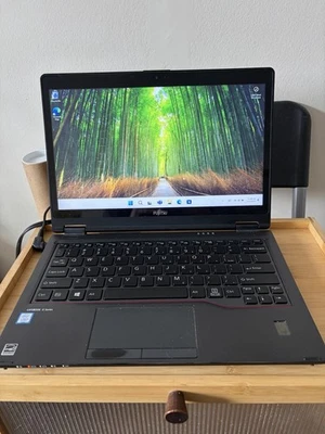 Fujitsu Lifebook U729X Intel Core I3-8145U, 16GB RAM, 1TB SSD, Win11 Foto 1 de 4