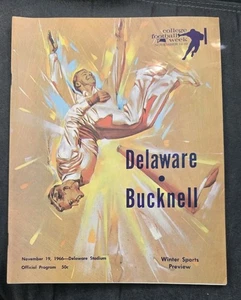 Delaware Vs Bucknell Nov. 19 1966 - College Football Program Excellent Condition - Picture 1 of 3