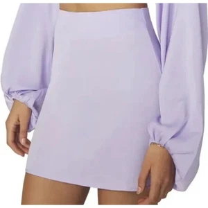 We Wore What Mini Schlupfrock Satin Charmeuse meliert lila Gr. M Neu mit Etikett Revolve - Bild 1 von 9