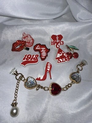 Crocs Jibbitz Charms Delta Nine Pack Foto 1 de 4