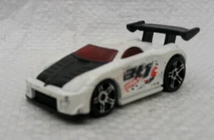 Hot wheels. Toyota Mr     Echelle   environ  1/60 eme . - Imagen 1 de 9