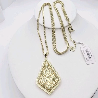 Novo com etiquetas Colar Pingente de Filigrana Kendra Scott "Aiden" Ouro Amarelo 32" Declaração  - Imagem 1 de 4