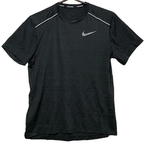 Nike Dri-Fit Running Shirt Nero Righe Riflettenti Uomo Maglietta Media Leggera - Foto 1 di 11
