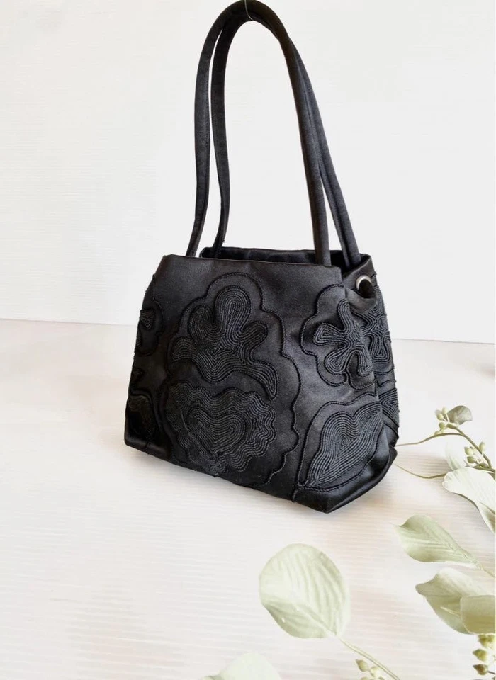 Giorgio Armani Bolso de Mano Bolso de Mano Bordado Diseñador Cartera Elegante Todos los Días Foto 1 de 4