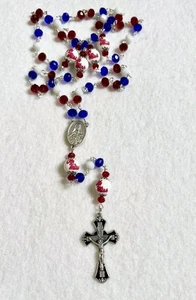 OLE MISS ROSARY NECKLACE GLASS BEAD UNIVERSITY COLLEGE MISSISSIPPI ROSE ORNAMENT - Picture 1 of 9