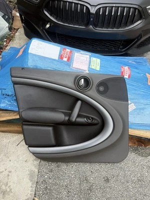 Panel de puerta delantera del conductor Mini Cooper 2011 2012 Countryman R60 Foto 1 de 3